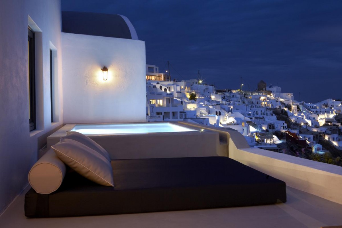 Honeymoon Petra Villas, Imerovigli, Santorini, Cyclades, Greece