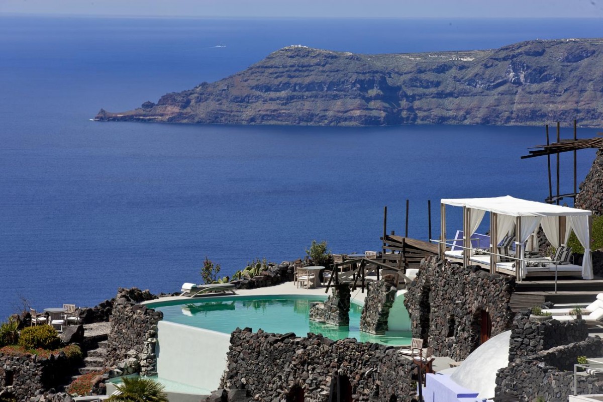 Honeymoon Petra Villas, Imerovigli, Santorini, Cyclades, Greece