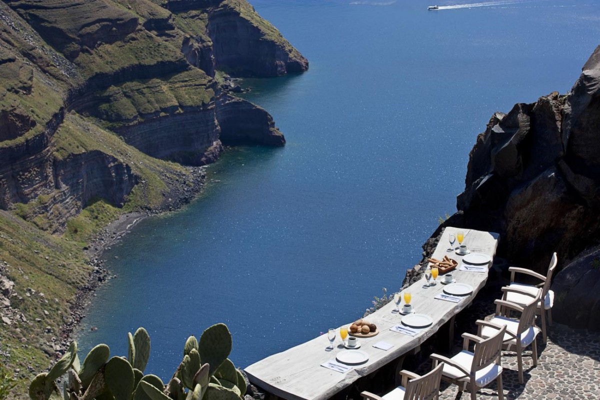 Honeymoon Petra Villas, Imerovigli, Santorini, Cyclades, Greece