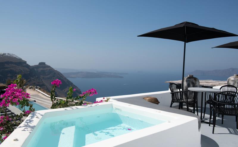 Nobu Hotel Santorini, Santorini, Cyclades